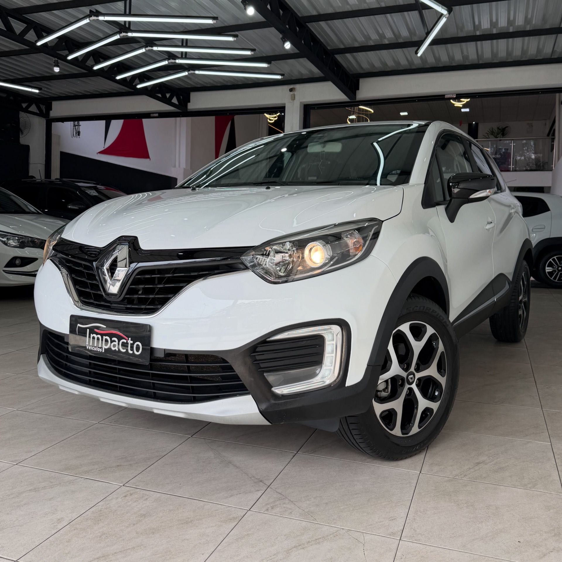 Renault Captur Zen 16m